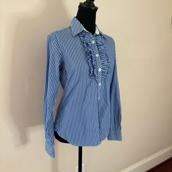 Lilly Pulitzer Jonni Button Front Ruffle Shirt - Picture 2 of 13